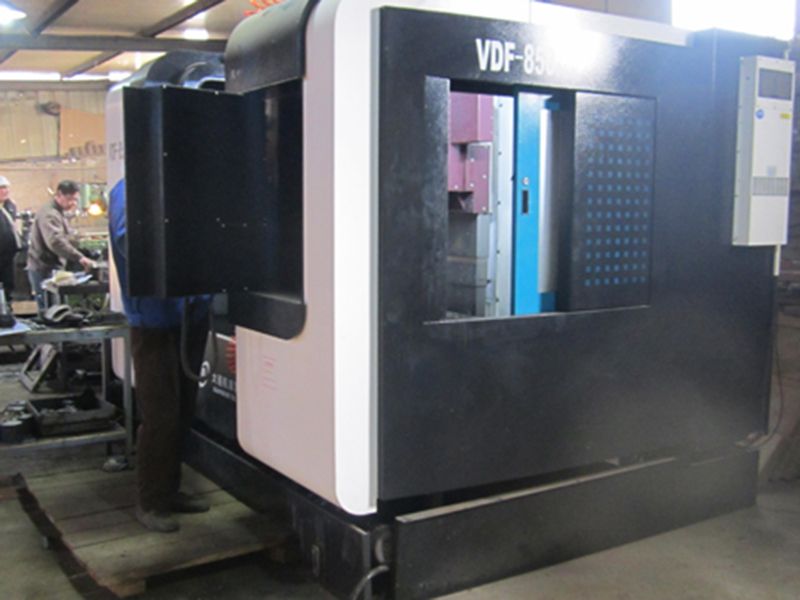 廠區(qū)設(shè)備