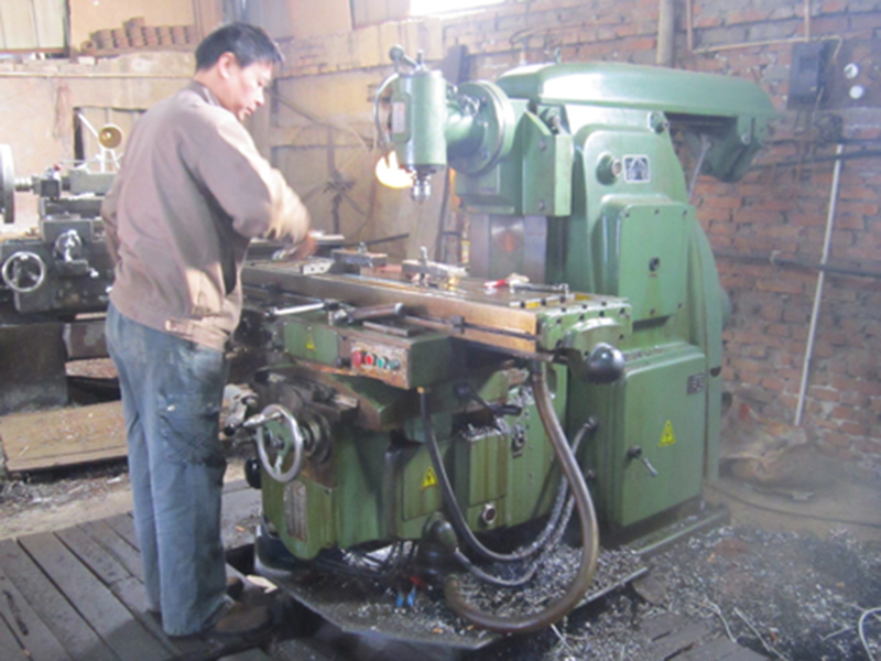 廠區(qū)設(shè)備