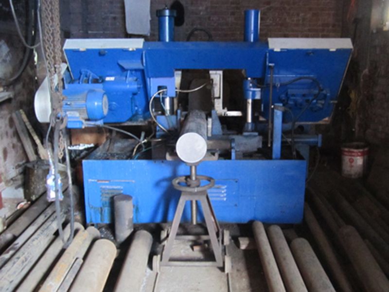 廠區(qū)設(shè)備