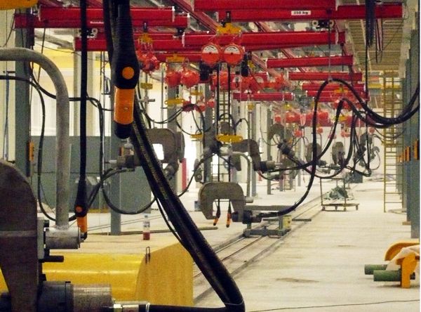 重卡鉚接線(xiàn)